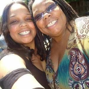 Meet your Posher, Maxine